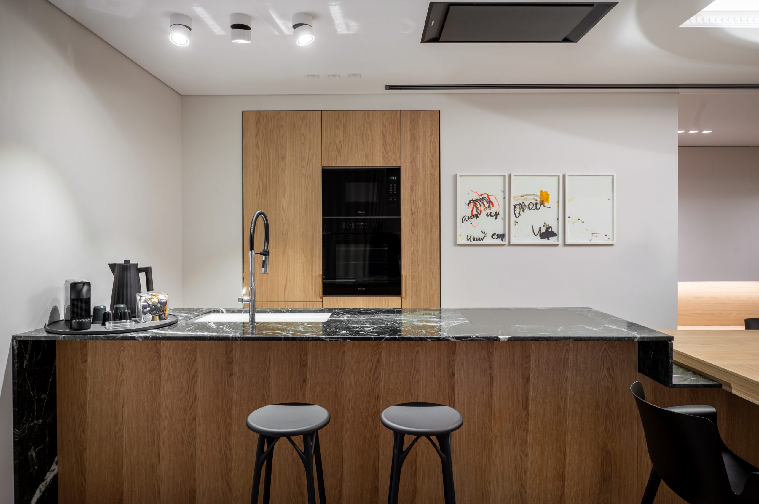 Orfanidou_Spaces_0060