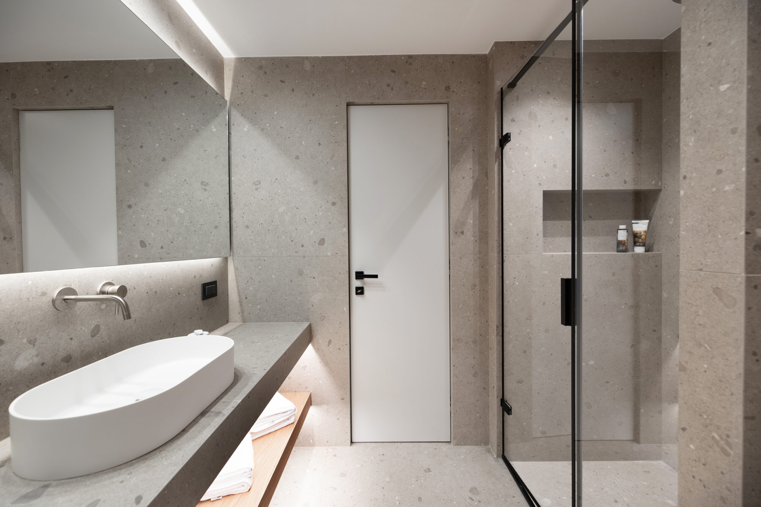 Orfanidou_Spaces_0138